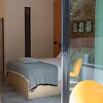 Salty Woods Lodge, D'hotes 3*