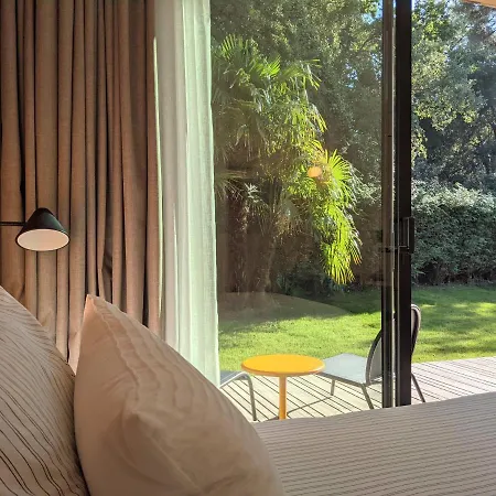 Salty Woods Lodge, D'hotes 3*