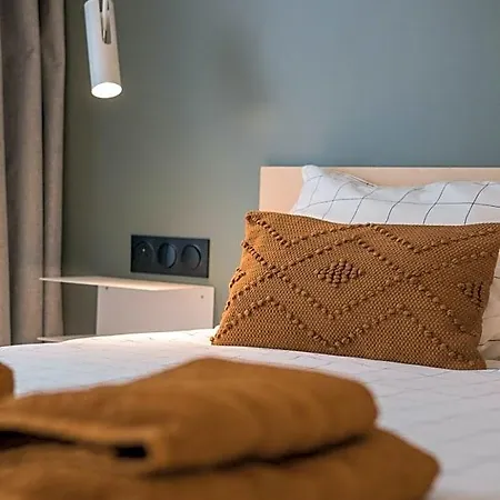 Salty Woods Lodge, D'hotes Nocleg ze śniadaniem
