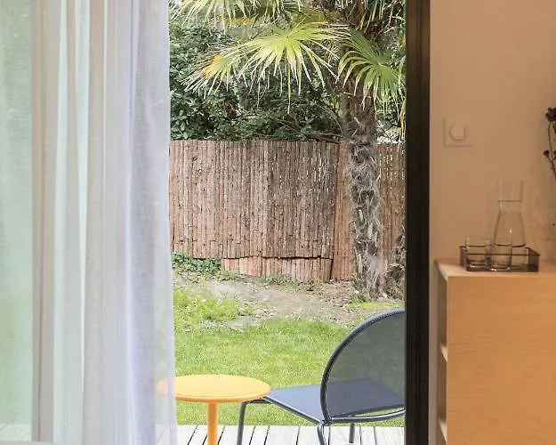 Salty Woods Lodge, D'hotes